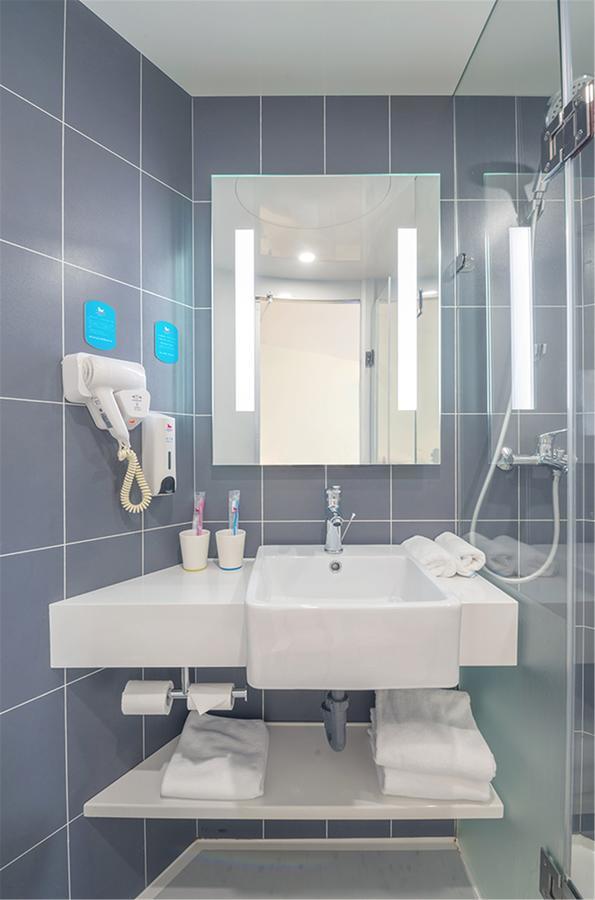 Hanting Hotel Shanghai Hongqiao National Exhibition Center Jidi Road מראה חיצוני תמונה