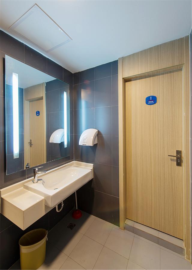 Hanting Hotel Shanghai Hongqiao National Exhibition Center Jidi Road מראה חיצוני תמונה