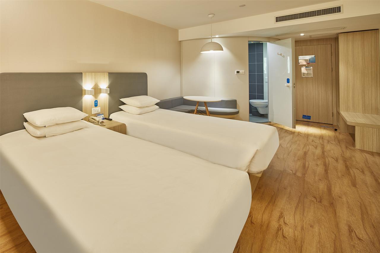 Hanting Hotel Shanghai Hongqiao National Exhibition Center Jidi Road מראה חיצוני תמונה